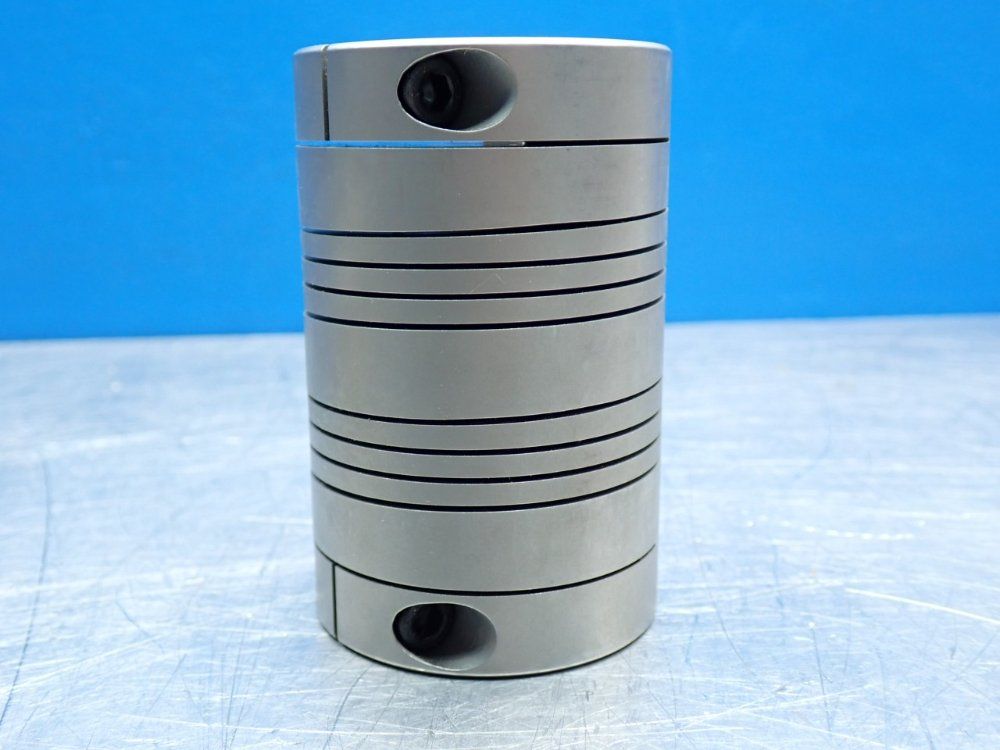 Helicat Od: 2 1/4 In, Length: 3 1/2 In, Bore: 1/2 In Mc7c-series Flexible Stainless Steel Integral Clamp - Mc7c225-16-16
