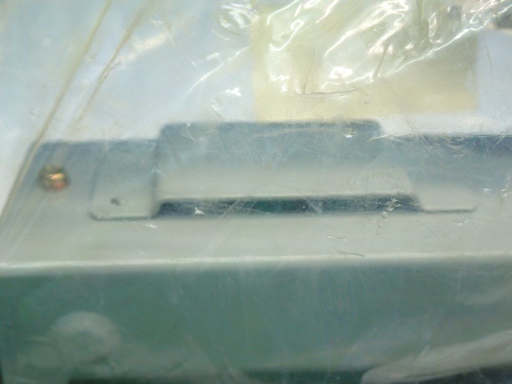 Kobelco Operator Remote Unit - Pb351-0217