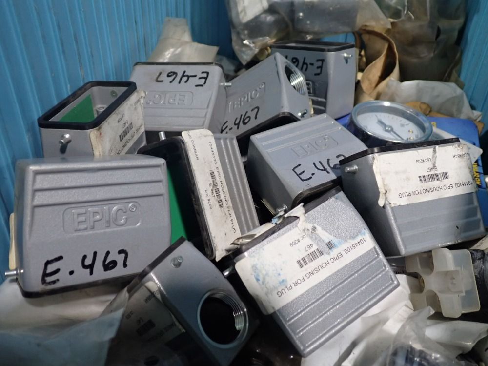 Epic Housing Plug, Connectors, Pressure Gauge