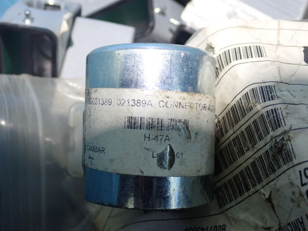 Epic Housing Plug, Connectors, Pressure Gauge