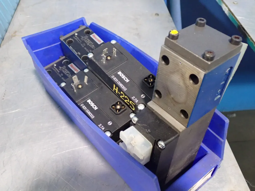 Rexroth Directional Valve - 0 831 006003