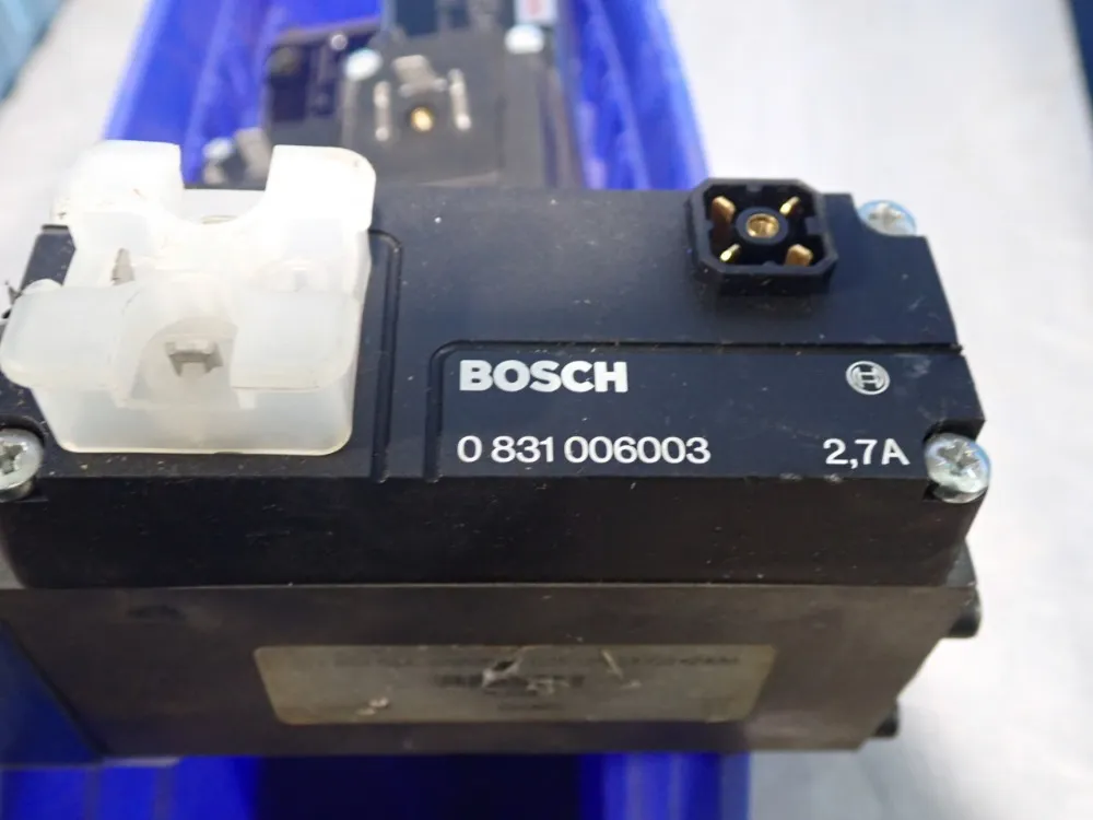 Rexroth Directional Valve - 0 831 006003