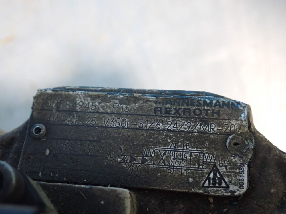 Rexroth Directional Control Valve - 4wrde-25-v350l-51/6l24z9/mr-202