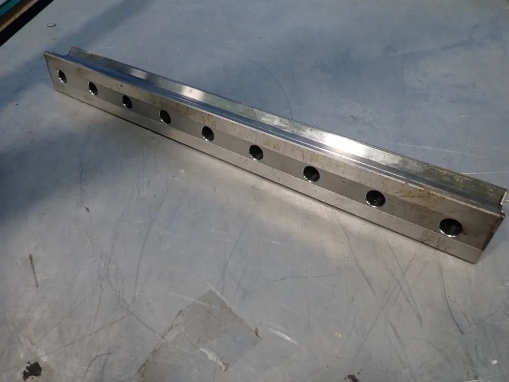 Rexroth Lot Of 4 Linear Guide Rail - R180546361