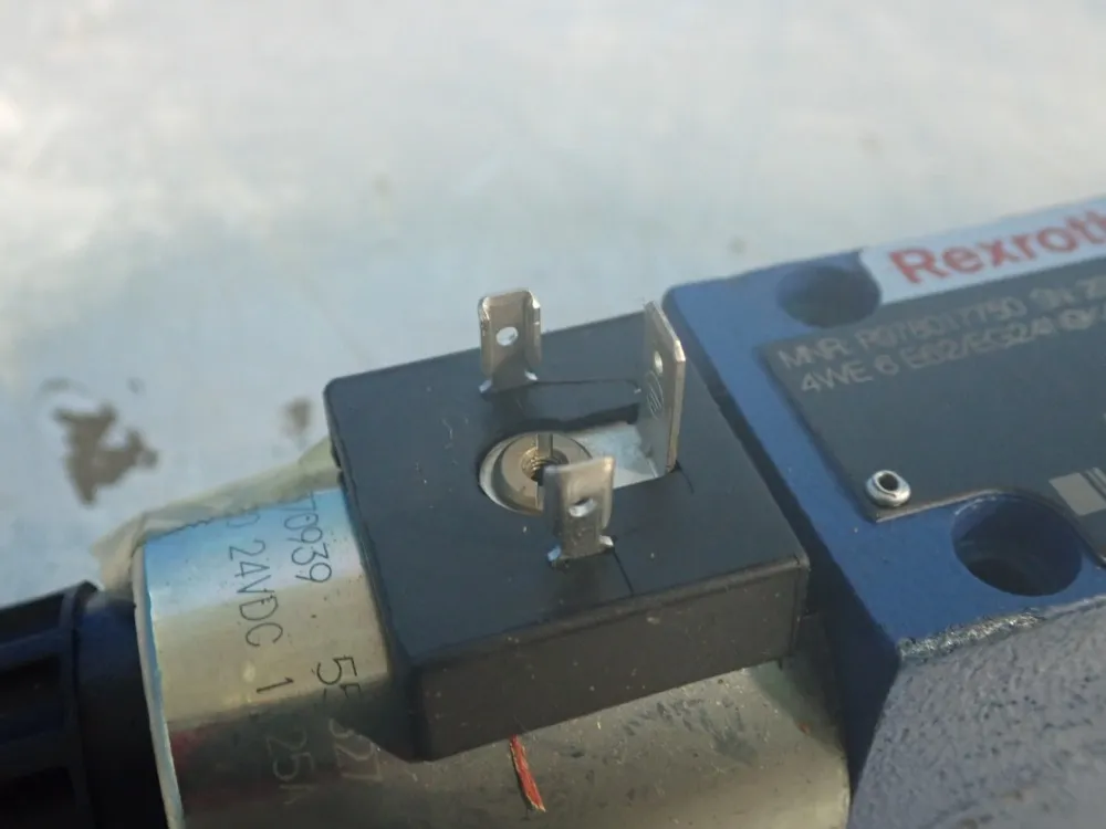 Rexroth Spool Valve - R978017750