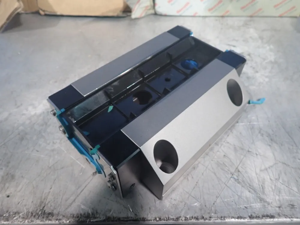 Rexroth Roller Runner Block - R185151210