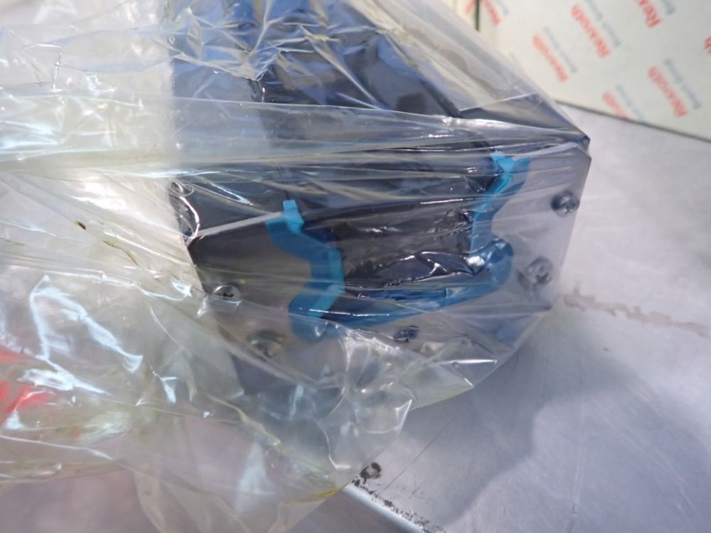 Rexroth Roller Runner Block - R182452310