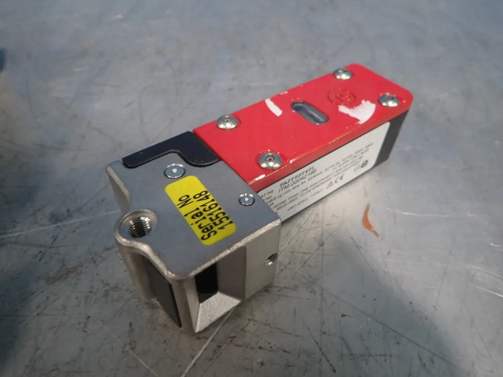 Fortress Interlocks Safety Switch - Ta2t6st401
