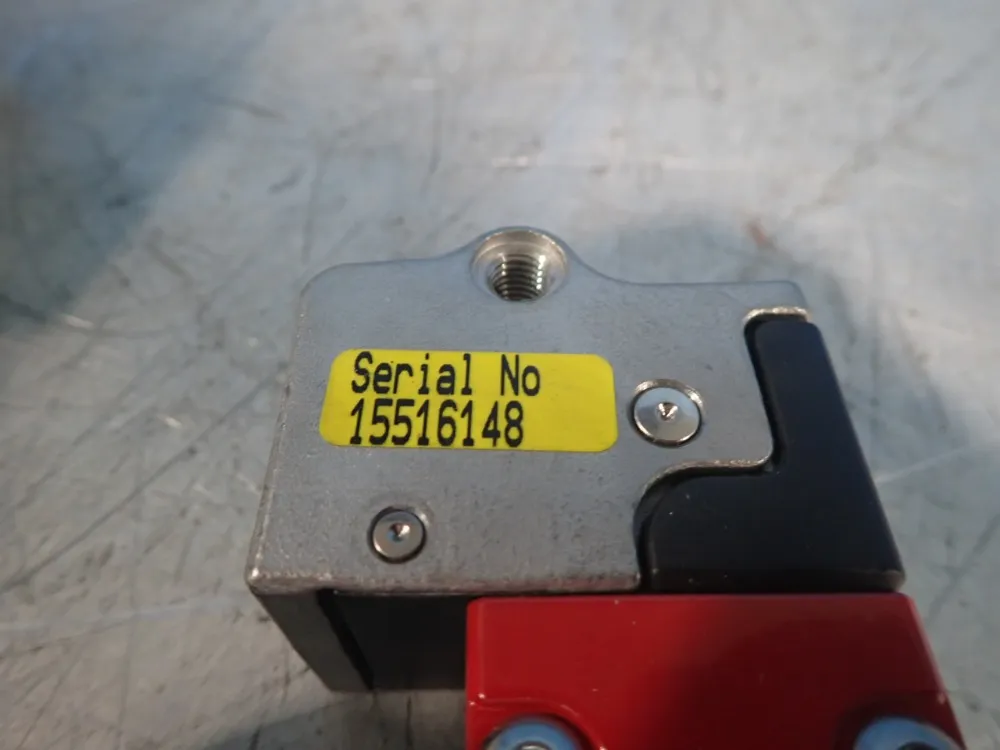Fortress Interlocks Safety Switch - Ta2t6st401