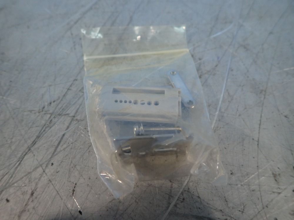 Keyence Fiber Optic Sensor - Cz-v21a