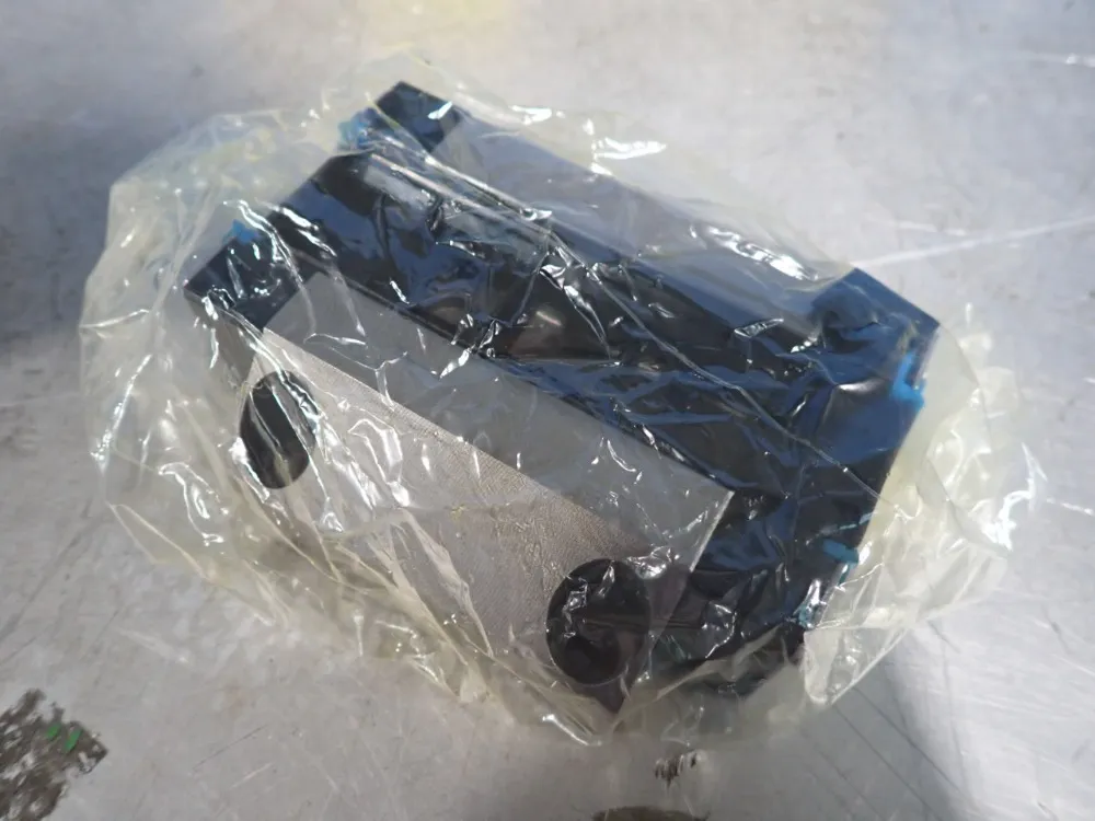 Rexroth Roller Runner Block - R185131310