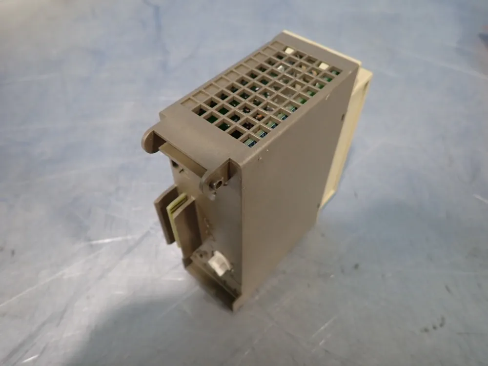 Siemens Lot Of 3 Output Module - 6es5-482-8ma13