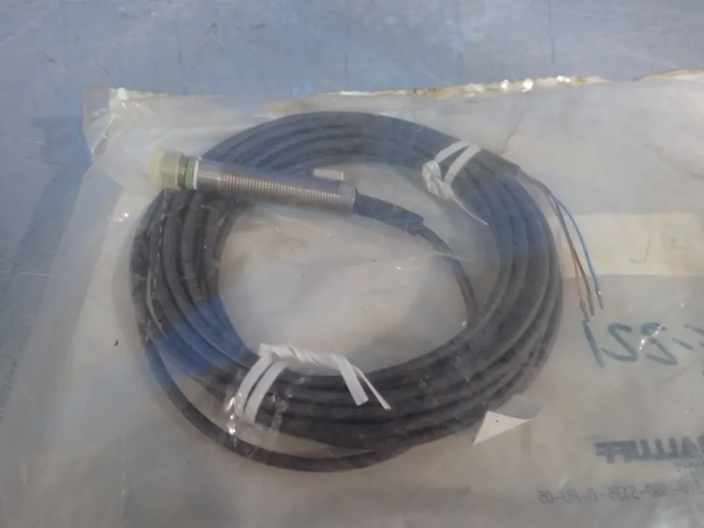 Balluff Inductive Sensor - Bhs001f