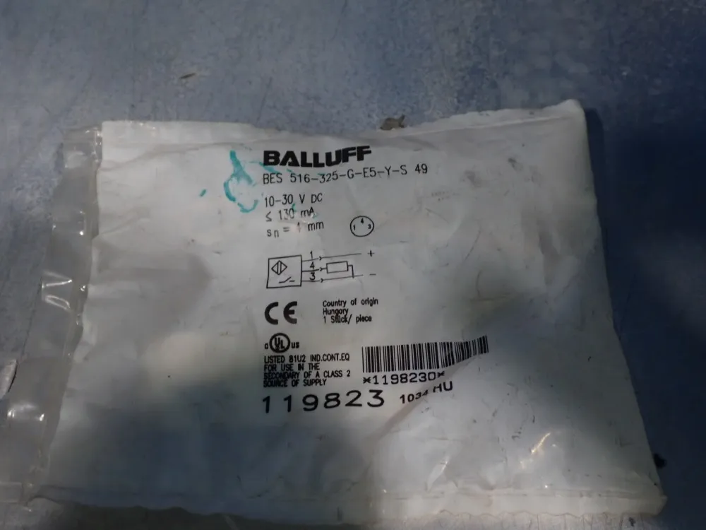 Balluff Proximity Switch - Bes 516-325-g-e5-y-s