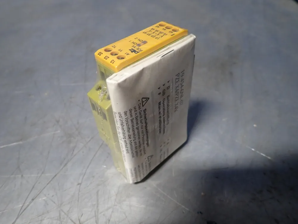 Pilz Safety Relay - Pzex4