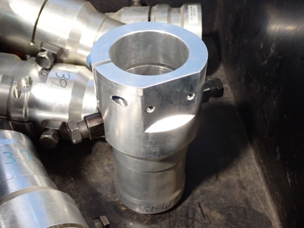 Hydraulic Tool Holder