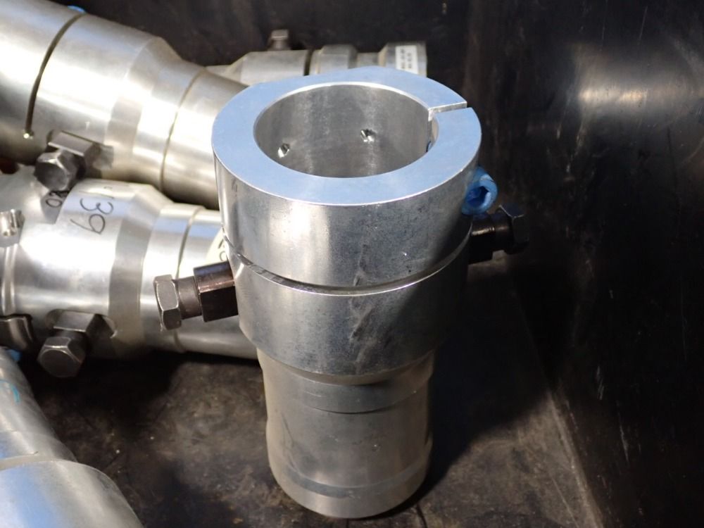 Hydraulic Tool Holder