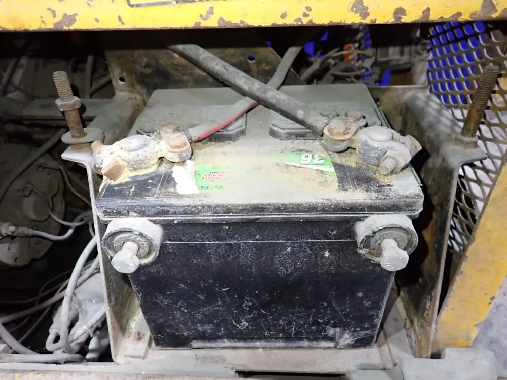 Allis-chamlers 2000 Lbs Propane Forklift - Ft 20 24