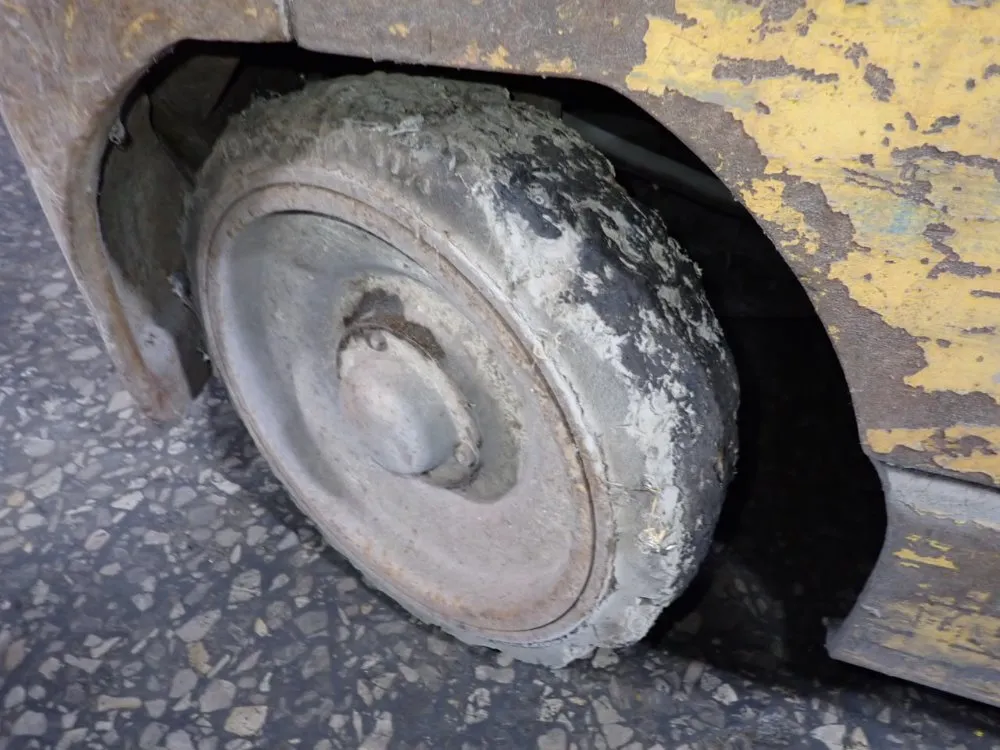 Allis-chamlers 2000 Lbs Propane Forklift - Ft 20 24