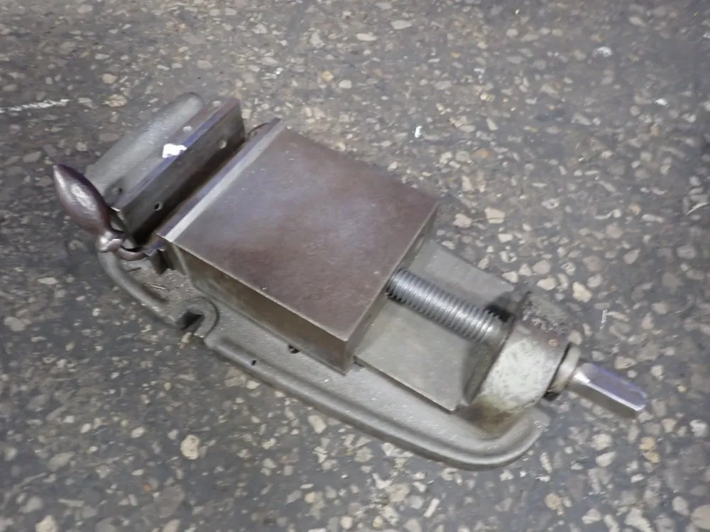 6" Vise