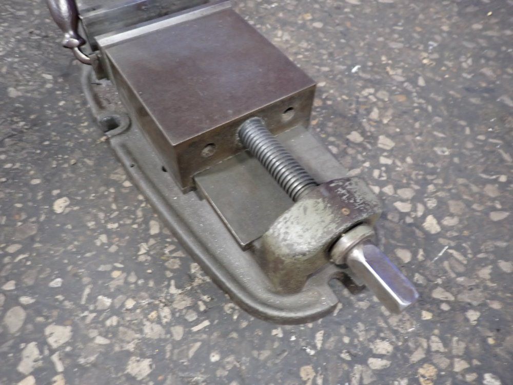 6" Vise