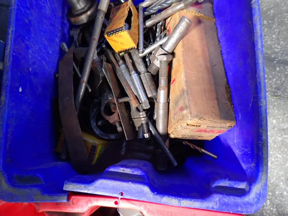 Clausing 14" X 47" Lathe - 6319