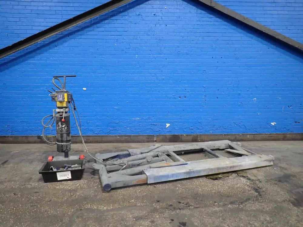 Eagle Equipment Portable Vehicle Lift