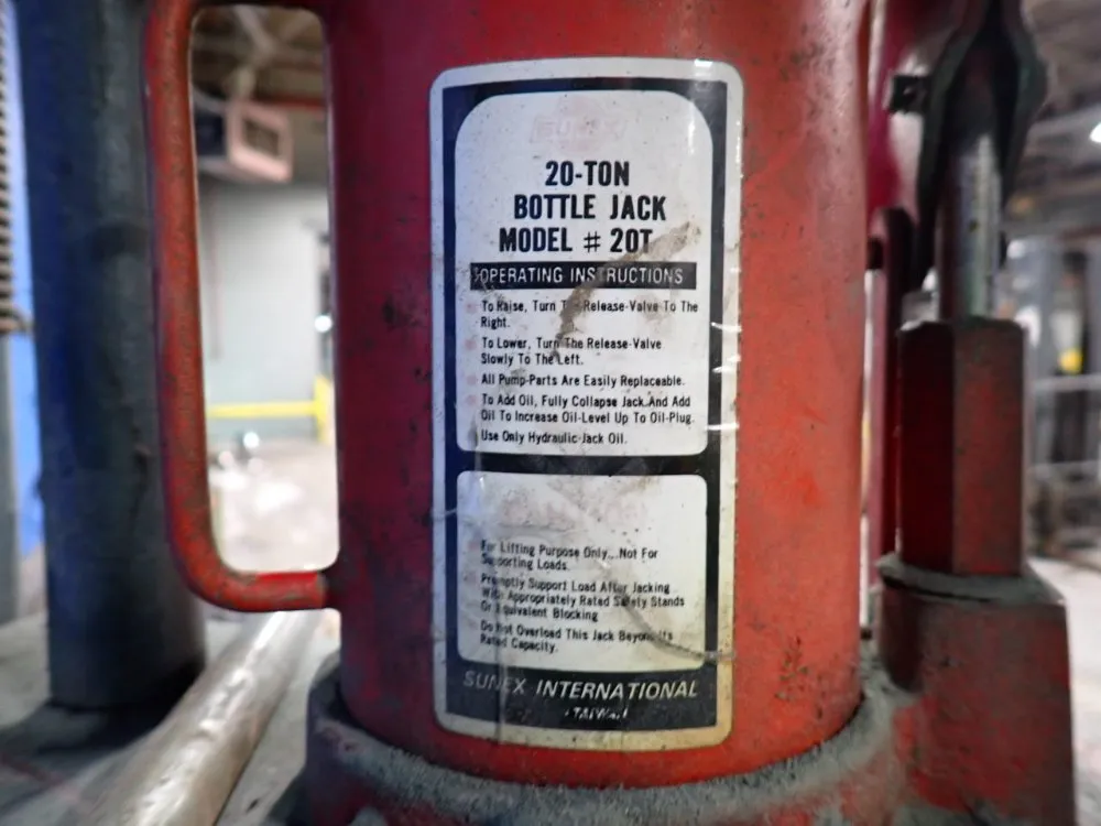 American Equipment Distributors 30 Ton/20 Ton Heavy Duty Industrial Press