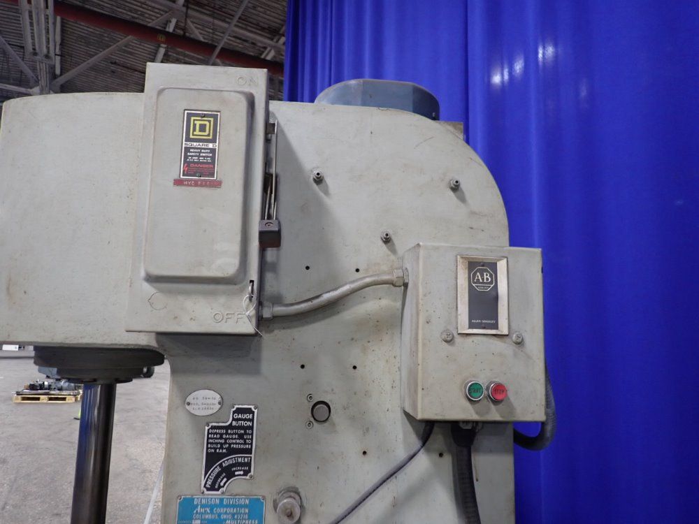 Denison Division 8 Ton Hydraulic Press - S085mc204d267c231a235s206