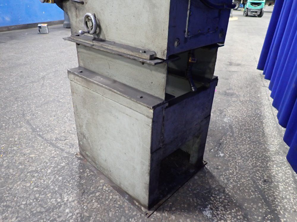 Denison Division 8 Ton Hydraulic Press - S085mc204d267c231a235s206