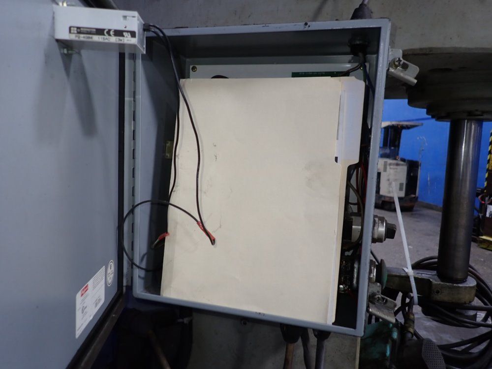 Denison Division 8 Ton Hydraulic Press - S085mc204d267c231a235s206