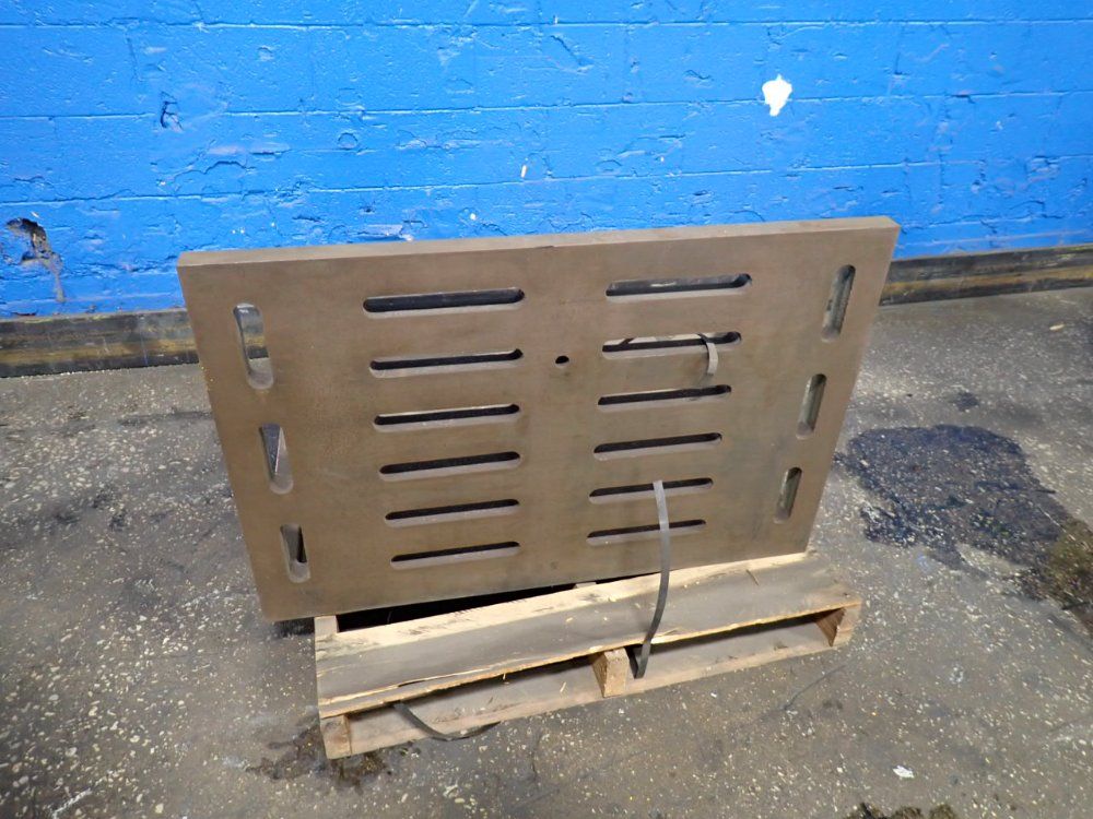 36" X 24" Angle Plate - G-114