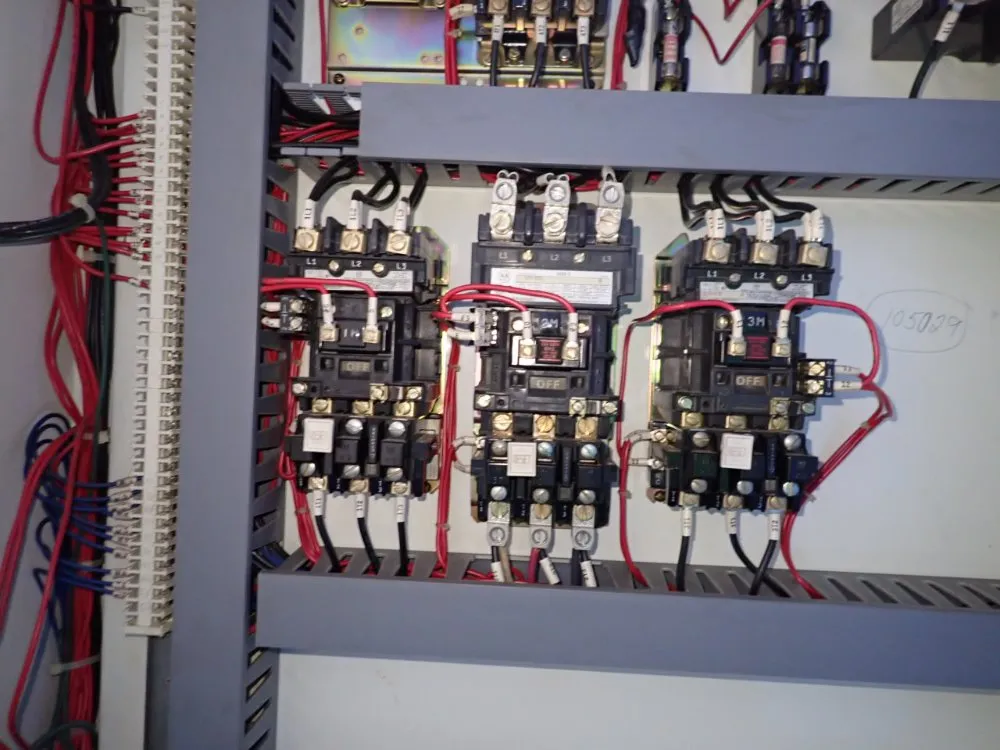 Thompson-grinder 16" X 30" Surface Grinder