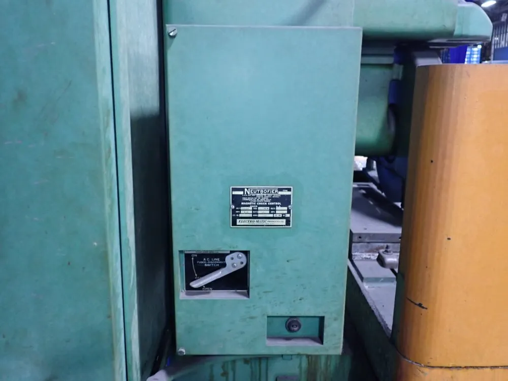 Thompson-grinder 16" X 30" Surface Grinder