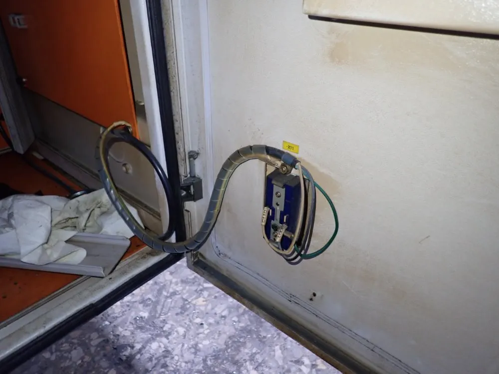 Daewoo Cnc Lathe - 250msb