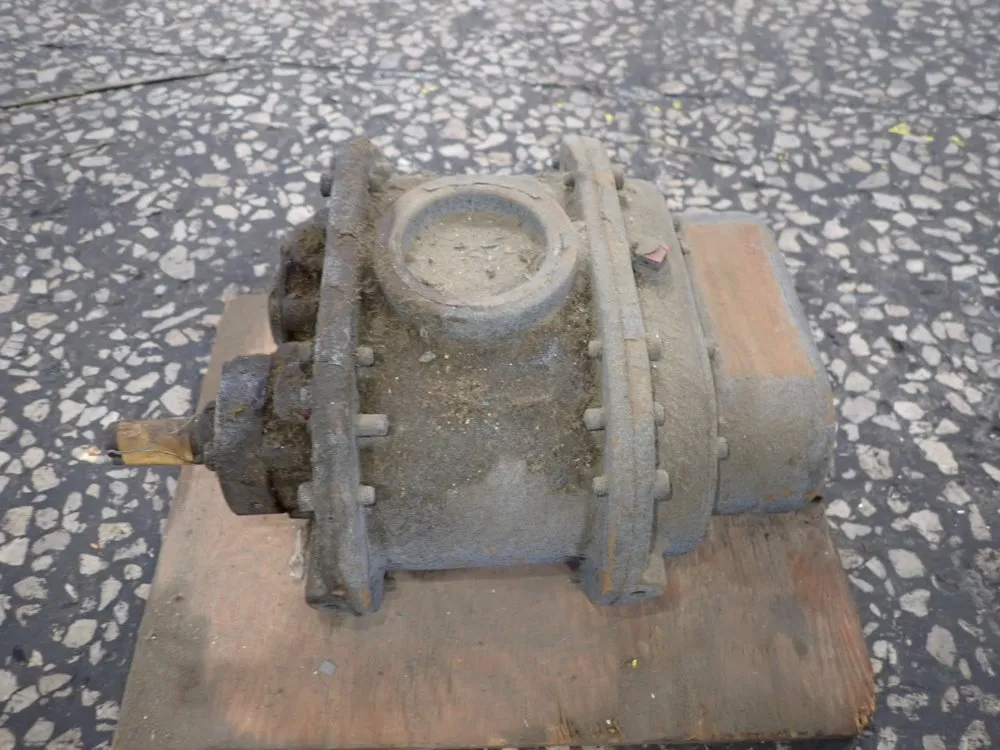 Fuller Company Rotary Blower - 2l-b