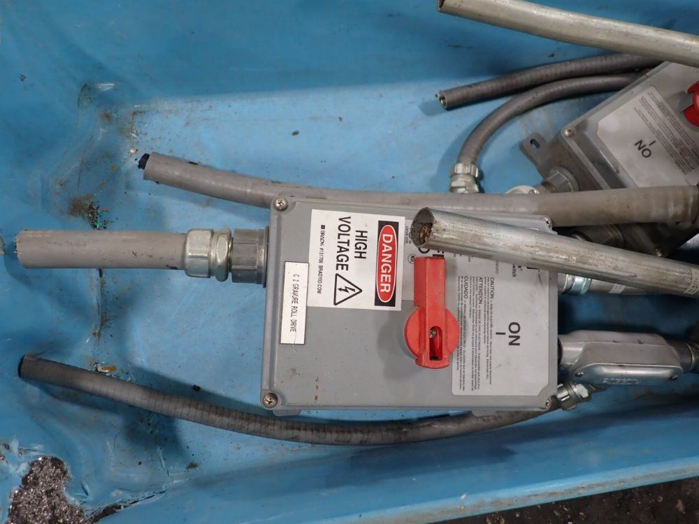 Hubbell 60 Amp Disconnect Switches - Hbld56vfd