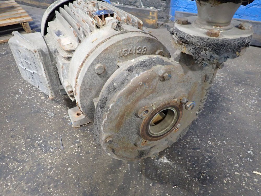 Weg 40 Hp Pump - 04036es3e324m