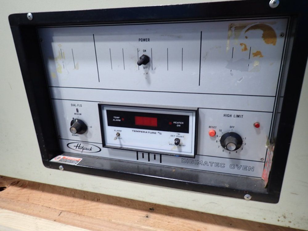 Hotpack 24" X 26" Oven