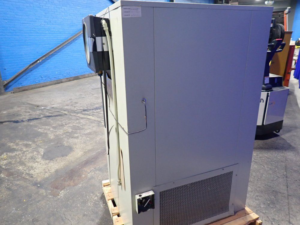 Hotpack 24" X 26" Oven