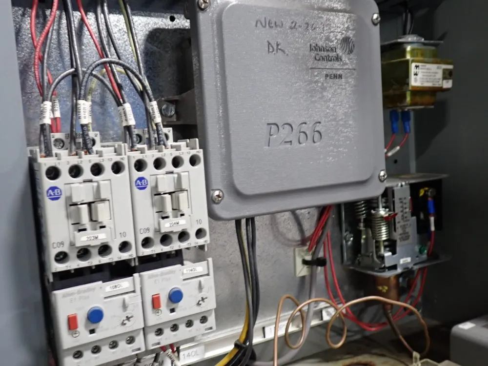 Dimplex Thermal Solutions Chiller - 7.5/10 Ton