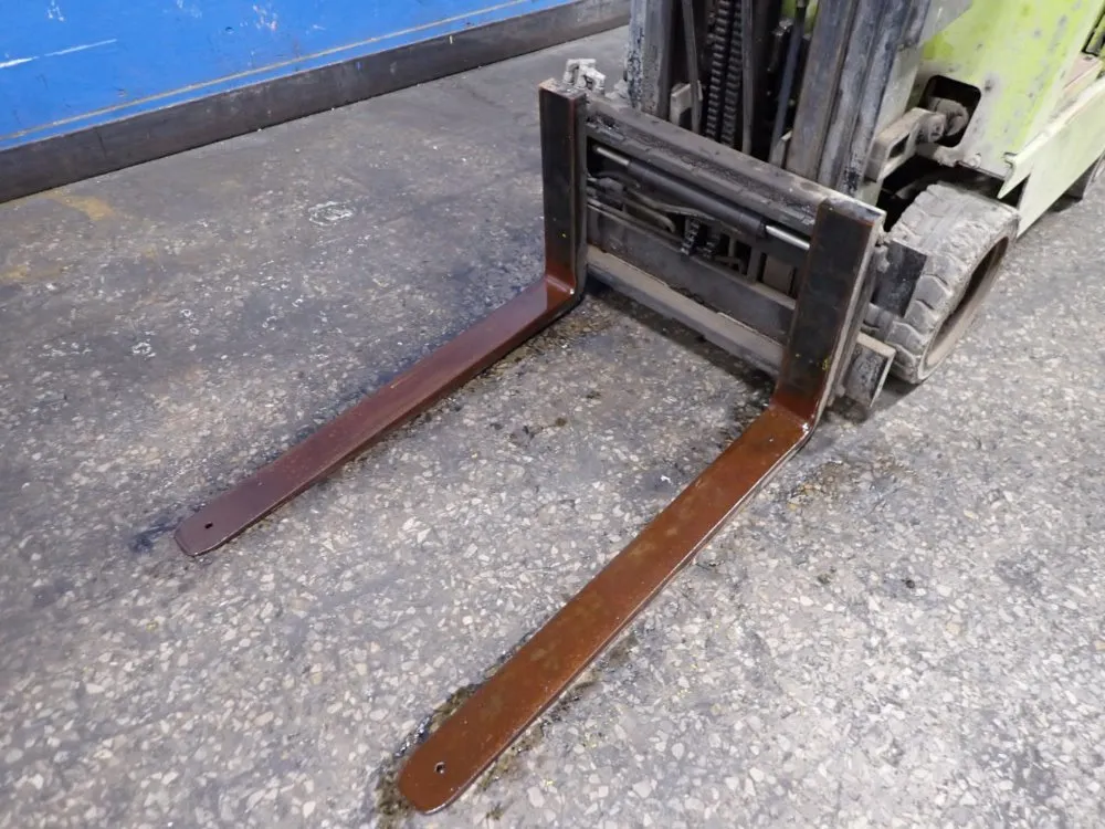 Clark 3150 Lbs Propane Forklift - Gcs17s