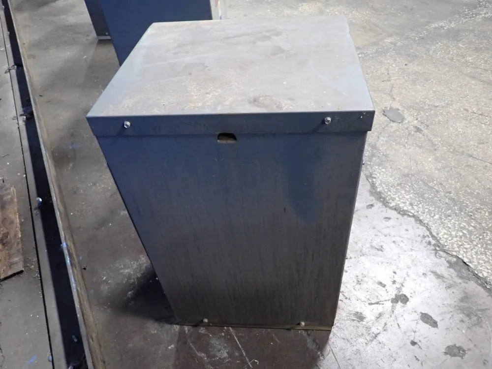 General Electric 37.5 Kva Transformer - 9t23b2662