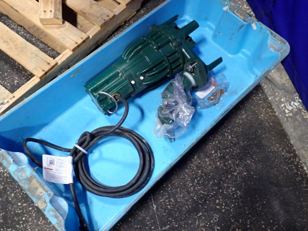 Zoeller Pump Company 0.5 Hp Simplex Grinder Package System - 33-2093