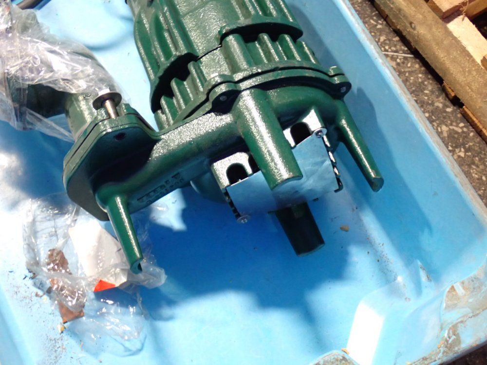 Zoeller Pump Company 0.5 Hp Simplex Grinder Package System - 33-2093