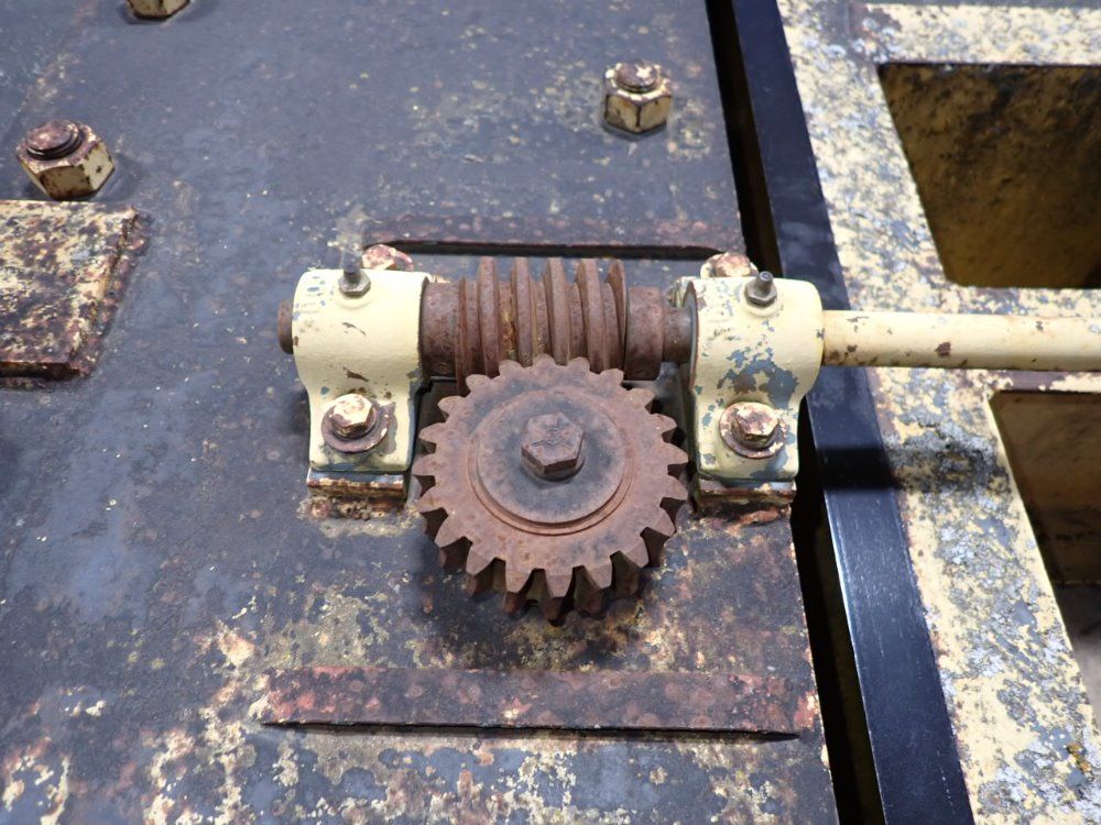 Bushman Equipment 10 Ton Sheet Lifter