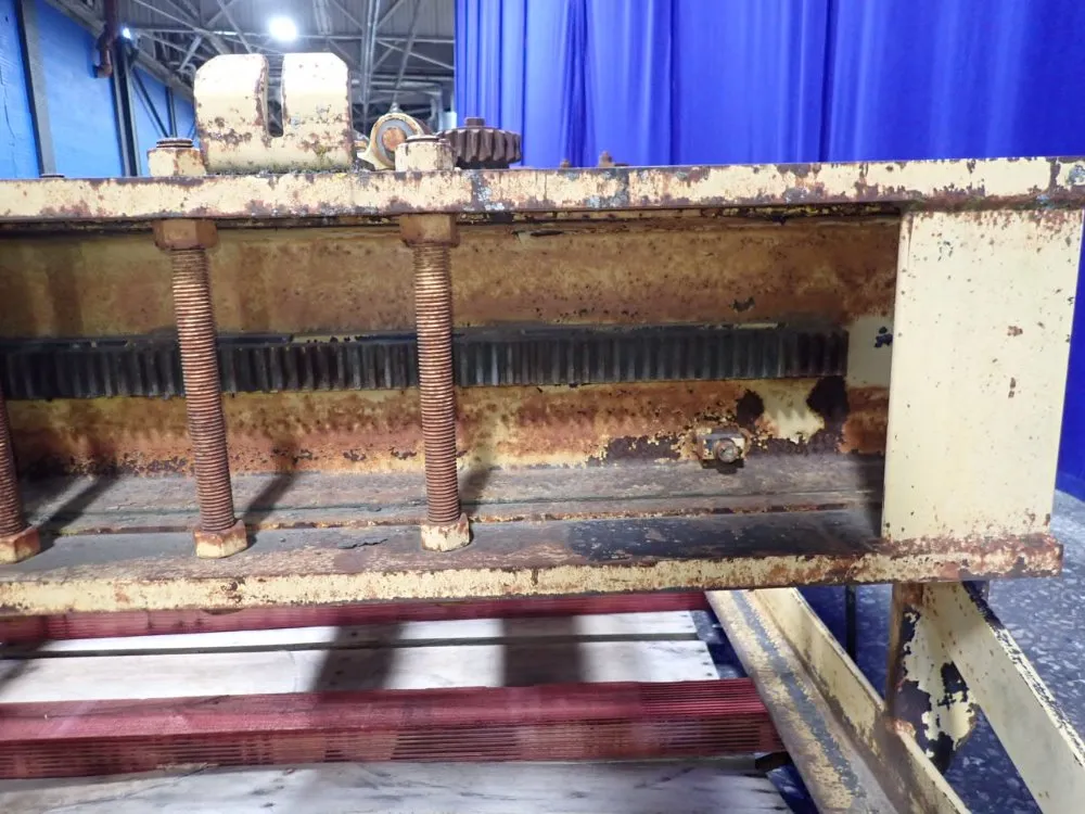 Bushman Equipment 10 Ton Sheet Lifter