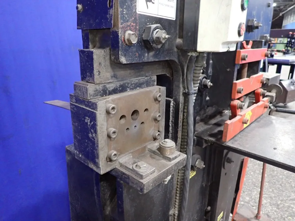 Cleveland Steel Tool Est 55 Ton Ironworker