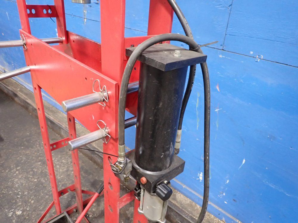 Dynamo 30 Ton H-frame Press