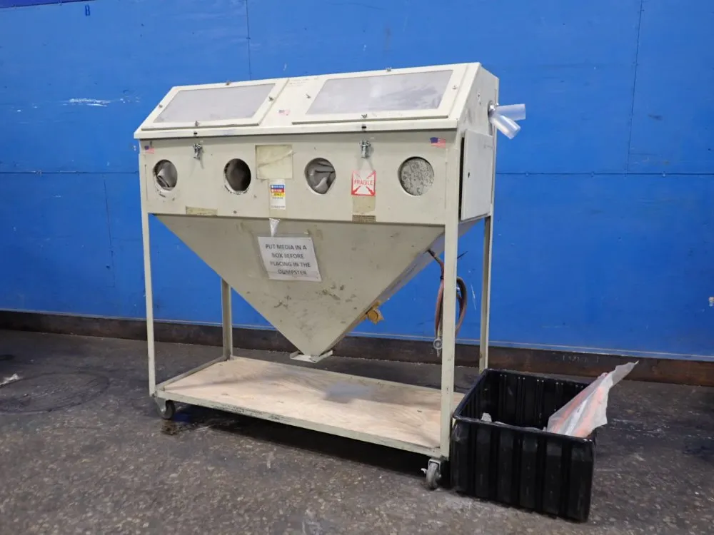 60" X 23" X 23" Blast Cabinet